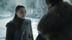 extant_GameOfThrones_8x01-Winterfell_1355
