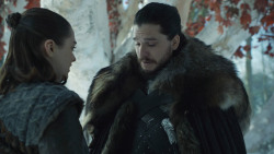 extant_GameOfThrones_8x01-Winterfell_1359