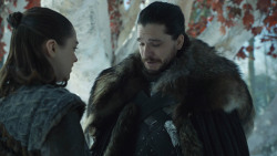 extant_GameOfThrones_8x01-Winterfell_1360