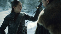 extant_GameOfThrones_8x01-Winterfell_1366