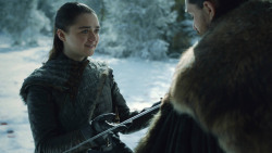 extant_GameOfThrones_8x01-Winterfell_1369