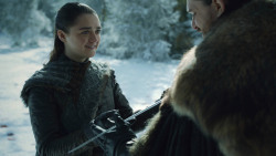 extant_GameOfThrones_8x01-Winterfell_1370