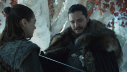 extant_GameOfThrones_8x01-Winterfell_1373