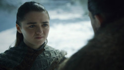 extant_GameOfThrones_8x01-Winterfell_1378