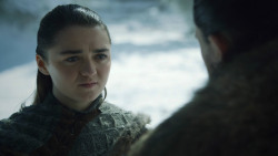 extant_GameOfThrones_8x01-Winterfell_1379