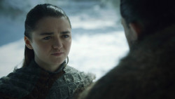 extant_GameOfThrones_8x01-Winterfell_1382