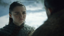 extant_GameOfThrones_8x01-Winterfell_1383