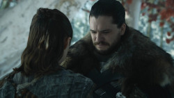 extant_GameOfThrones_8x01-Winterfell_1387