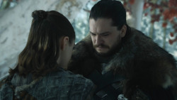extant_GameOfThrones_8x01-Winterfell_1388