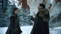 extant_GameOfThrones_8x01-Winterfell_1404