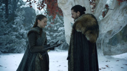 extant_GameOfThrones_8x01-Winterfell_1421