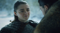 extant_GameOfThrones_8x01-Winterfell_1446