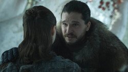extant_GameOfThrones_8x01-Winterfell_1458