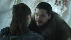 extant_GameOfThrones_8x01-Winterfell_1460