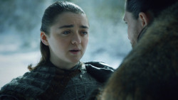 extant_GameOfThrones_8x01-Winterfell_1465