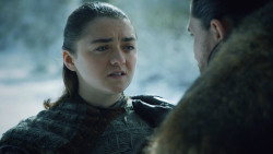 extant_GameOfThrones_8x01-Winterfell_1468