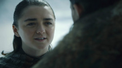 extant_GameOfThrones_8x01-Winterfell_1478