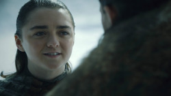 extant_GameOfThrones_8x01-Winterfell_1480