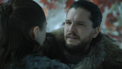 extant_GameOfThrones_8x01-Winterfell_1485