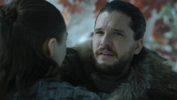 extant_GameOfThrones_8x01-Winterfell_1487