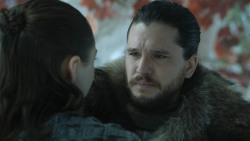 extant_GameOfThrones_8x01-Winterfell_1492