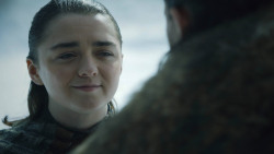 extant_GameOfThrones_8x01-Winterfell_1496