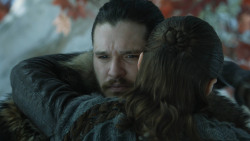 extant_GameOfThrones_8x01-Winterfell_1498