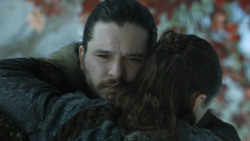 extant_GameOfThrones_8x01-Winterfell_1500