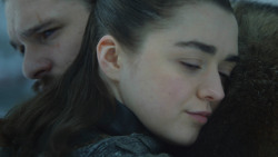 extant_GameOfThrones_8x01-Winterfell_1509