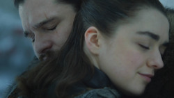 extant_GameOfThrones_8x01-Winterfell_1515