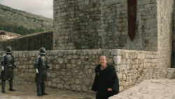 extant_GameOfThrones_8x01-Winterfell_1534