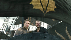 extant_GameOfThrones_8x01-Winterfell_1588
