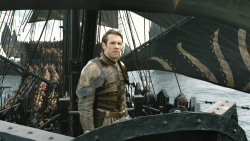 extant_GameOfThrones_8x01-Winterfell_1597