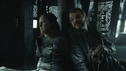 extant_GameOfThrones_8x01-Winterfell_1666