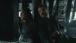 extant_GameOfThrones_8x01-Winterfell_1668
