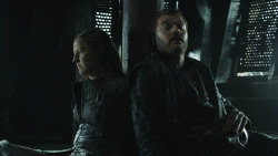 extant_GameOfThrones_8x01-Winterfell_1673