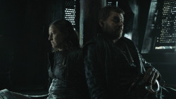 extant_GameOfThrones_8x01-Winterfell_1674