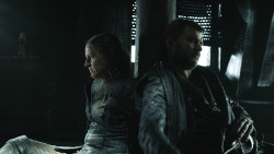 extant_GameOfThrones_8x01-Winterfell_1680