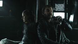 extant_GameOfThrones_8x01-Winterfell_1686