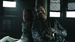 extant_GameOfThrones_8x01-Winterfell_1699