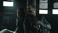extant_GameOfThrones_8x01-Winterfell_1701