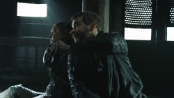 extant_GameOfThrones_8x01-Winterfell_1706