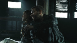 extant_GameOfThrones_8x01-Winterfell_1708
