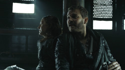 extant_GameOfThrones_8x01-Winterfell_1717