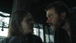 extant_GameOfThrones_8x01-Winterfell_1732