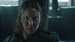 extant_GameOfThrones_8x01-Winterfell_1753