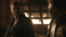 extant_GameOfThrones_8x01-Winterfell_1792