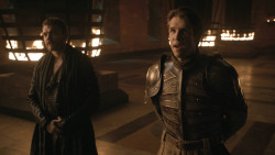 extant_GameOfThrones_8x01-Winterfell_1845