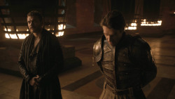 extant_GameOfThrones_8x01-Winterfell_1850