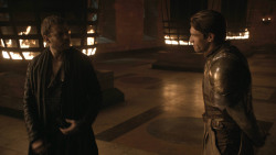 extant_GameOfThrones_8x01-Winterfell_1854